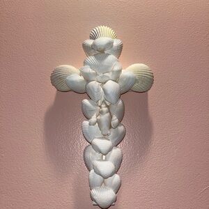 White Seashell Cross Wall Decor